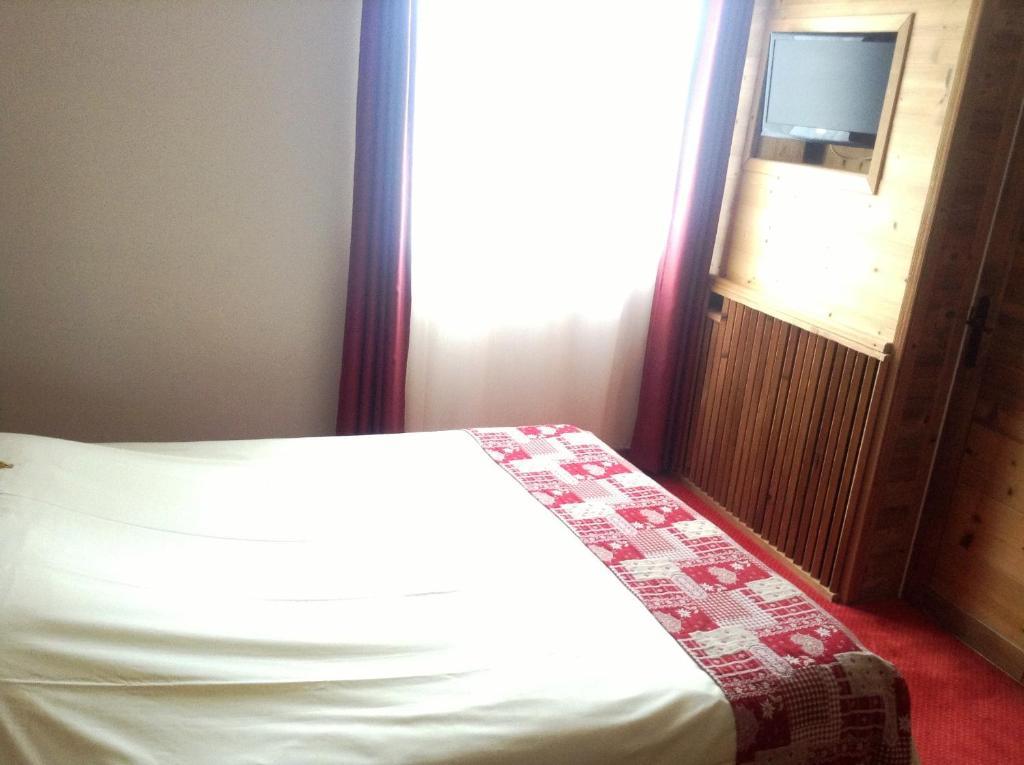 Logis Le Pont De Champ Hotel Beaucroissant Bilik gambar